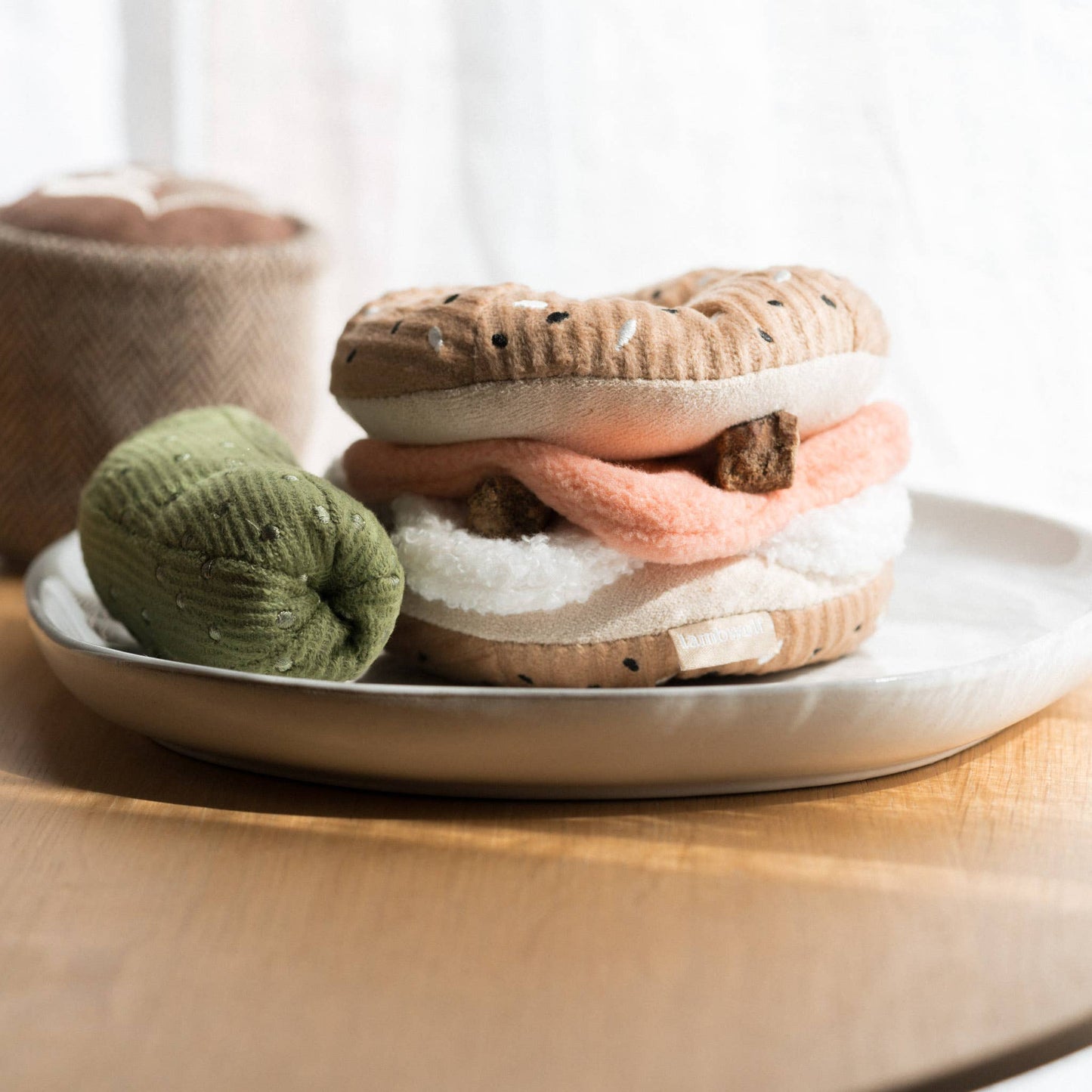 Peluche Bagel + Cornichon