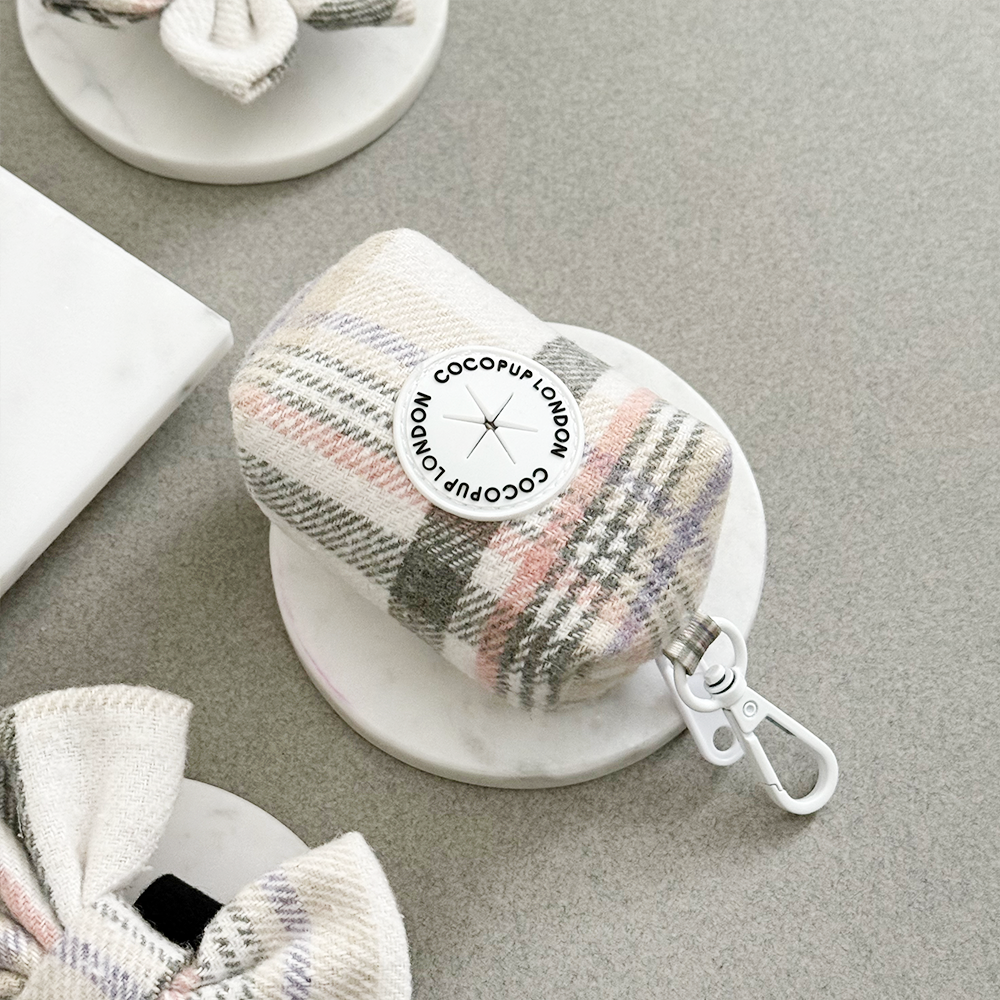 Porte-sac à crottes à carreaux de printemps